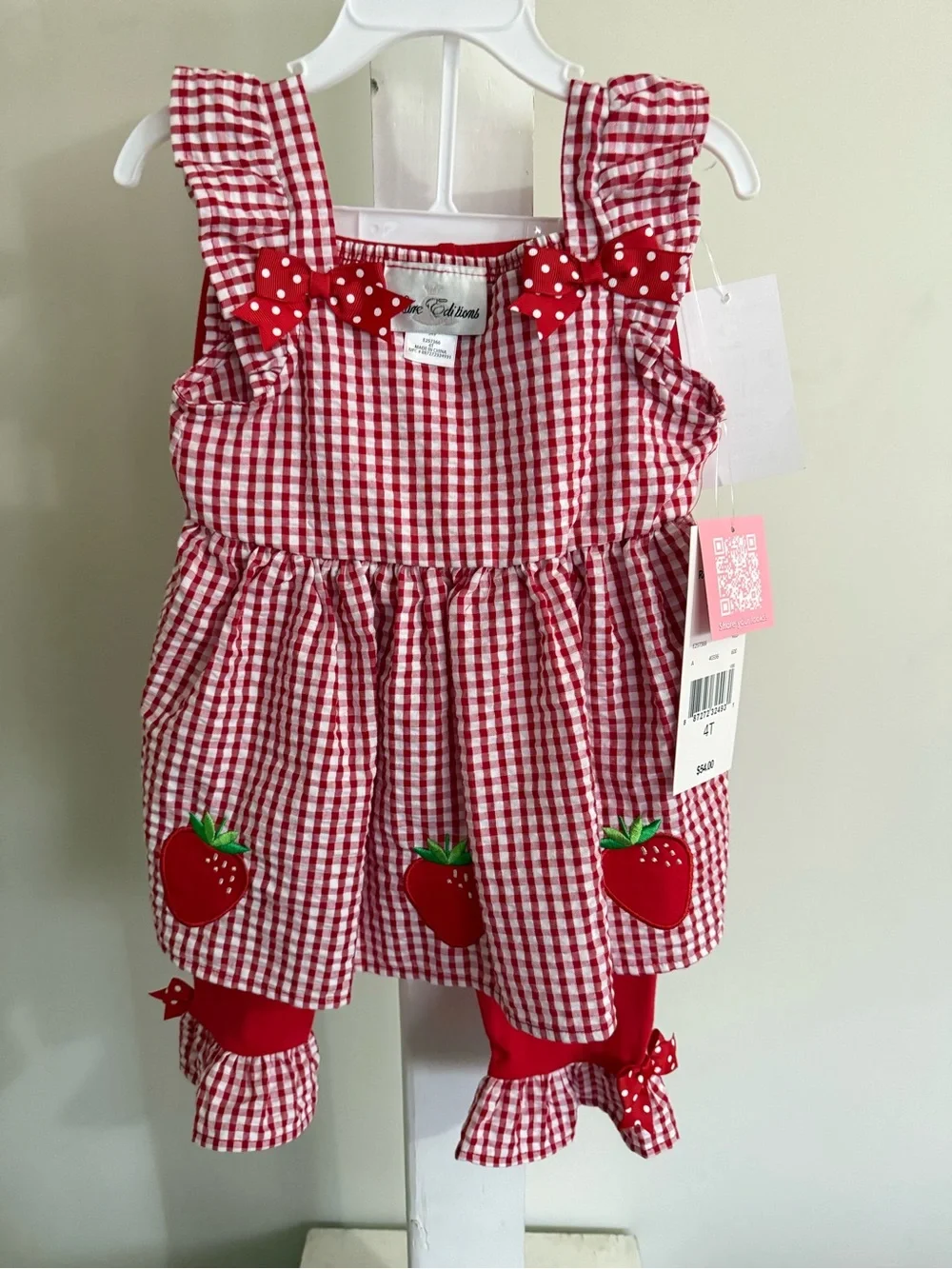 NWT Rare Editions Strawberry Outfit